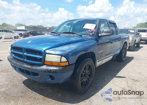 2003 Dodge Dakota Sport/Sxt from USA, damaged, VIN 1D7HL38X83S115828